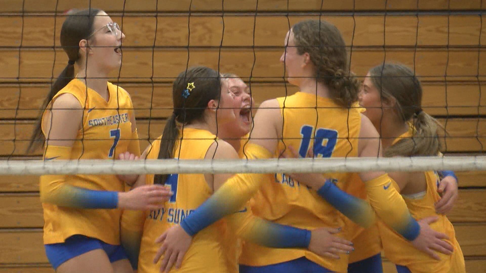 Volleyball Action in Quincy Sees Southeastern and Liberty Triumph in Three-Set Matches