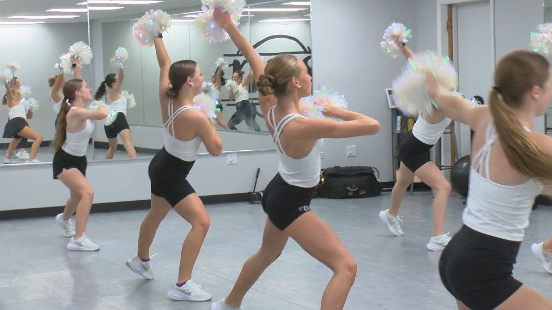 Carthage Community Rallies Financial Support for Illini West Dance Team