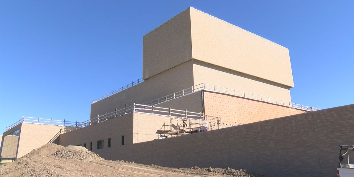 Wgem Building ‘We’re looking to build an oasis’: WIU’s Goldfarb Center on track for ...