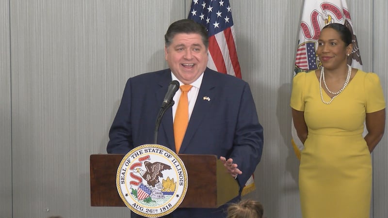 Multibillionaire Pritzker takes 2nd oath as Illinois gov Multibillionaire Pritzker takes 2nd oath as Illinois gov