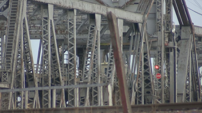 A new payment method and closures have caused frustration among drivers using the Ft. Madison...