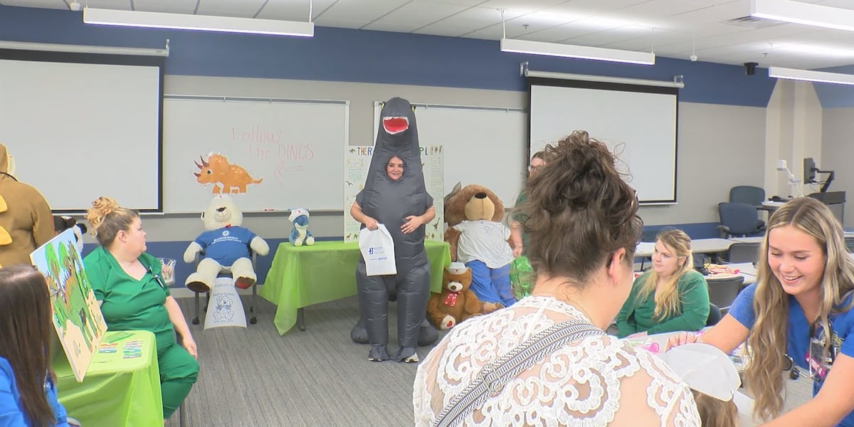Teddy Bear Clinic Offers Realistic Check-Up Experience Teddy Bear Clinic Offers Realistic Check-Up Experience