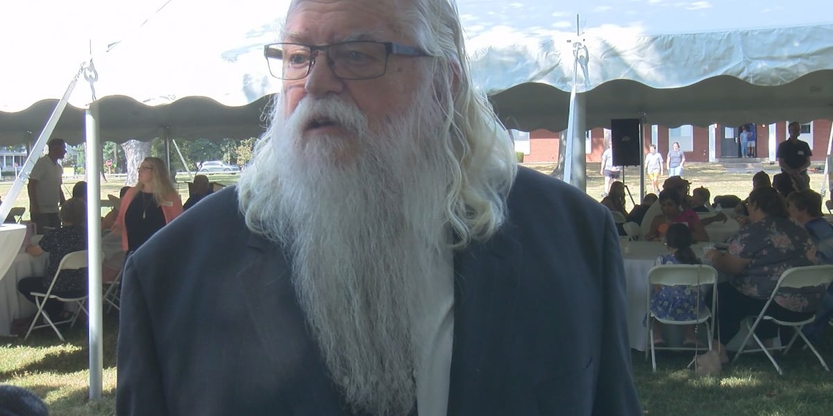 Chaddock Rose Tea Party honors longtime child psychiatrist, Dr. Lanny Stiles